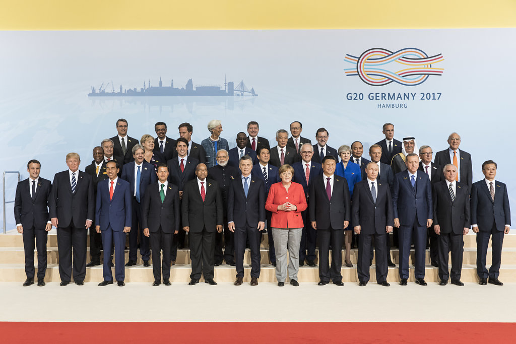 Family picture at G20 summit in Hamburg 2017.